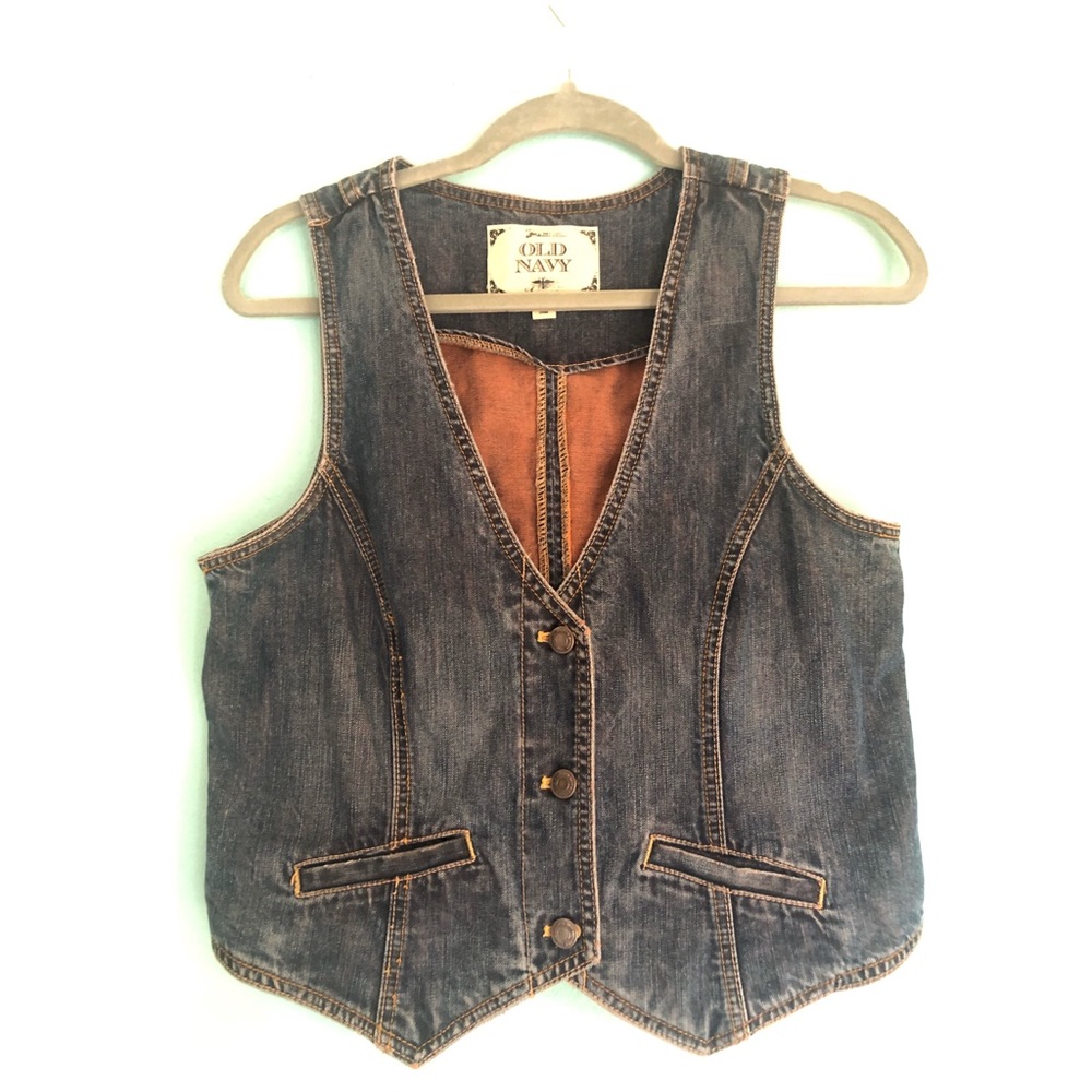 Women’s cropped denim vest